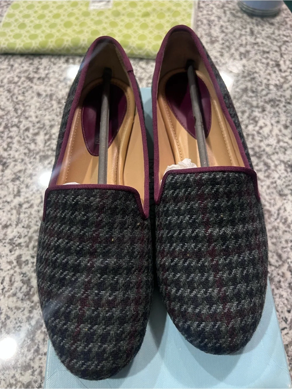 ANTONIO MELANI Gray Houndstooth Flats with Plum Trim